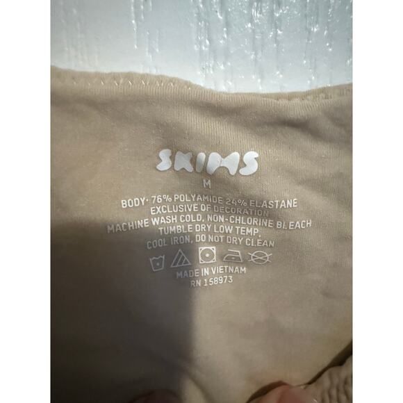 Skims bodysuit - Picture 2 of 4